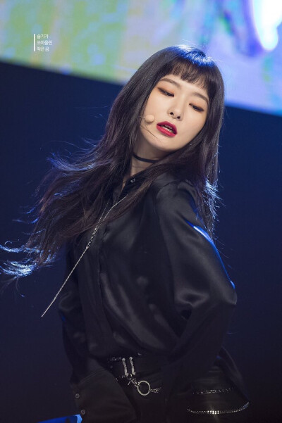 Red Velvet 姜涩琪 Seulgi
cr logo 