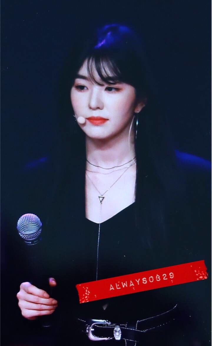 Red Velvet 裴珠泫Irene裴柱现
cr logo 