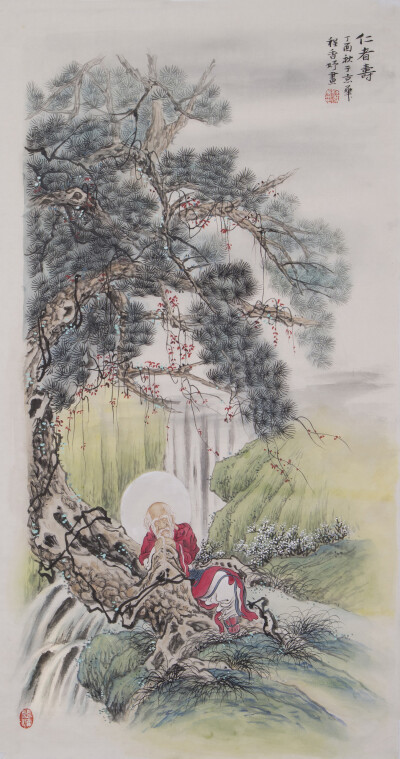 程香妤，1964年出生于邯郸，现为中国美术家协会会员、中国工笔画学会会员、法国泰勒艺术家基金会会员，国家一级美术师。程香妤作品近年来屡获社会各界人士的赞许和认可，并多次在国内外画展中获奖，多福作品亦被文化…