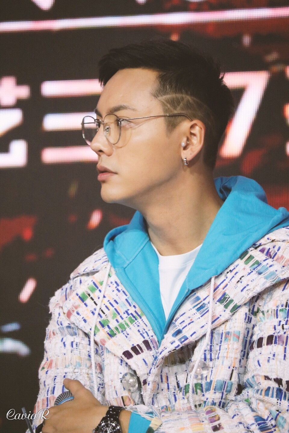 【陈伟霆 William Chan】180314 HBDC 热血街舞团 发布会 960 x 1440 px (图源: 微博@邻居家的伟霆比较乖 weibo.com/5279565508/G7lu3f2fK) 