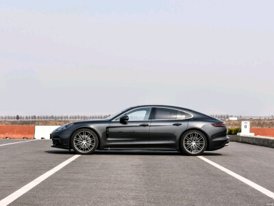 保时捷Panamera 4S 2.9T