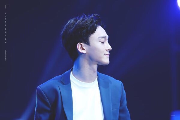 EXO 金钟大 CHEN
cr logo 