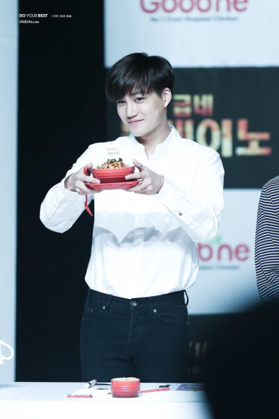 EXO 金钟仁 KAI
cr logo 