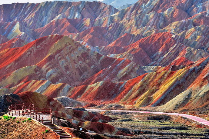 甘肃彩虹山