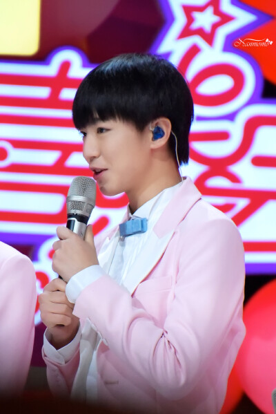 #王俊凯#+#TFBOYS王俊凯#+#TFBOYS#+cr+小领结Nanmomo