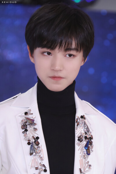 
#王俊凯#+#TFBOYS王俊凯#+#TFBOYS#+cr+8个可爱多
