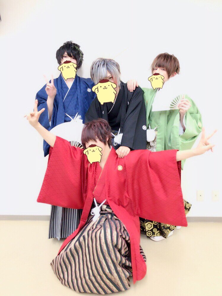 马里奥四人组
そらる(soraru)，まふまふ(mafumafu)，urata，坂田(sakatan)