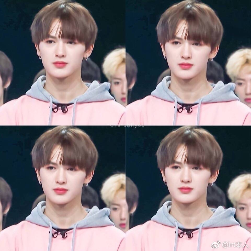 朱正廷
得之我幸，失之我命
【图源见水印 侵删】