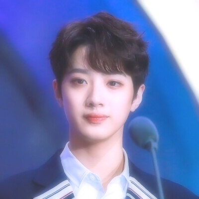 爱豆头像c.二传注出处
by顾恩久ej//堆糖勋味奶霖
均自截自调图（赖冠霖♡）