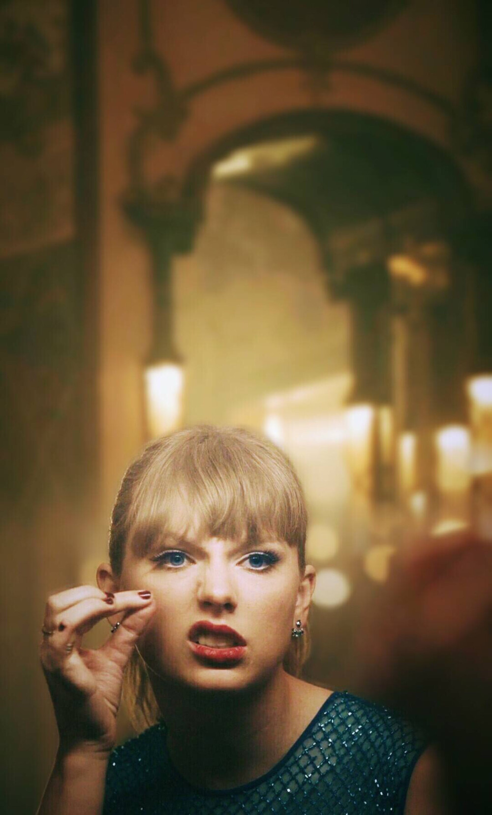 TaylorSwift