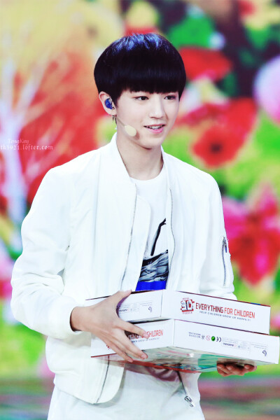 #王俊凯#+#TFBOYS王俊凯#+#TFBOYS#+cr+桐TongKay