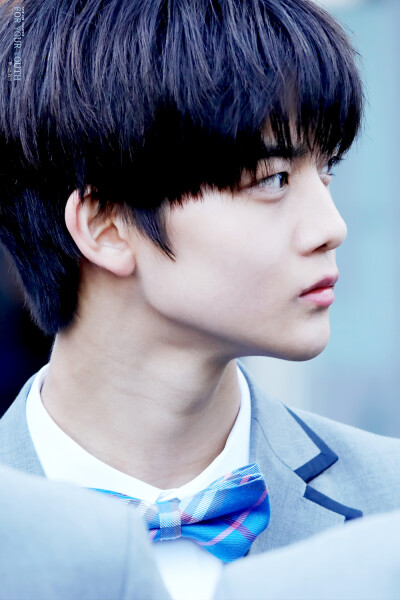 裴珍映走钻石路吧❤