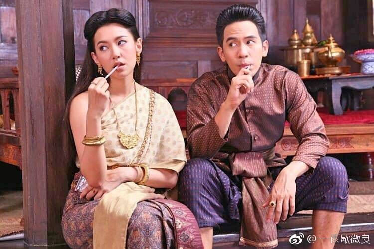 泰剧天生一对泡泡哥贝拉穿越剧