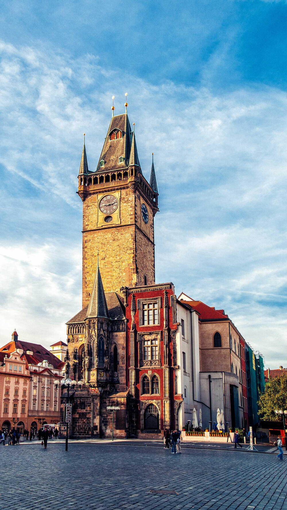 捷克——布拉格天文钟—华为杂志锁屏
捷克首都的布拉格天文钟，精美的工艺与文化在时间的打磨下更显迷人。©壹刻传媒