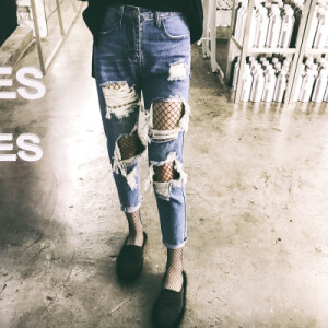 春装2018新款韩版高腰浅色乞丐破洞牛仔裤女宽松学生九分裤送网袜