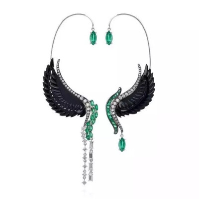 给珠宝安上一双翅膀，是不是就可以去飞翔