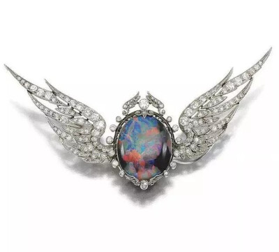 给珠宝安上一双翅膀，是不是就可以去飞翔