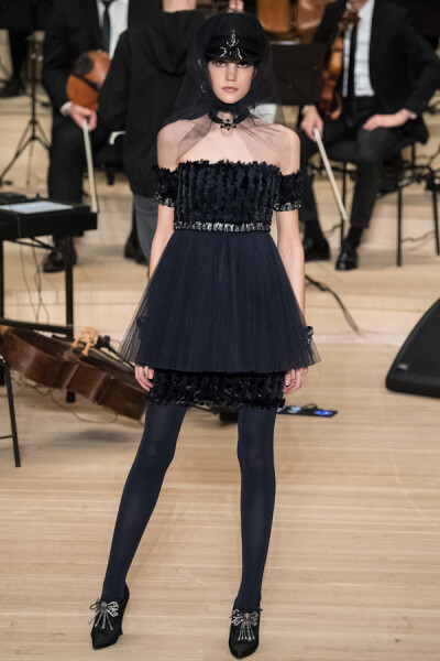 “巴黎-汉堡”2018早秋高级工坊系列