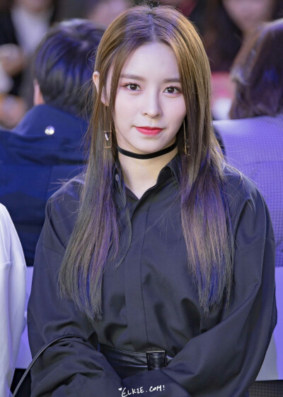 CLC ELKIE 庄锭欣