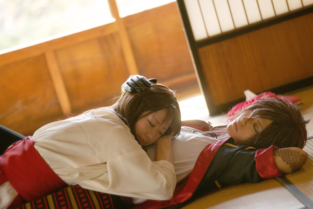 #转自推特#刀剑乱舞#cos#大俱利伽罗x女审神者
大俱利伽罗cn:しゆり(推特:@s9hur12i)
女审神者cn:こんさん(推特:@_0w0_ten)