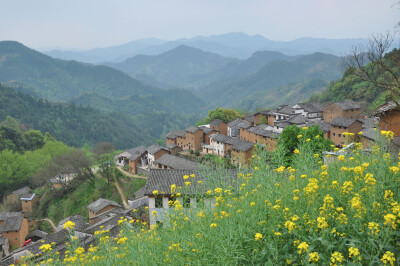 菜子发发飞房飞房
徽州梦 拍摄地点：阳产