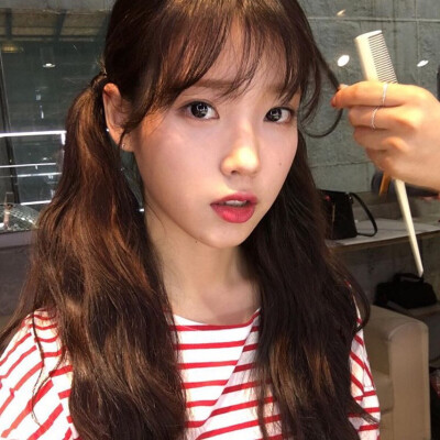 IU