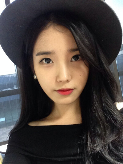 IU