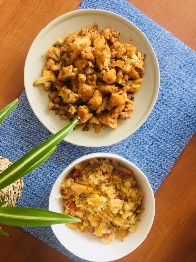 花菜，辣白菜炒饭