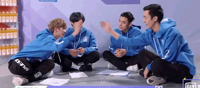 收藏于【蔡徐坤❤是大可爱】
by兮匣子