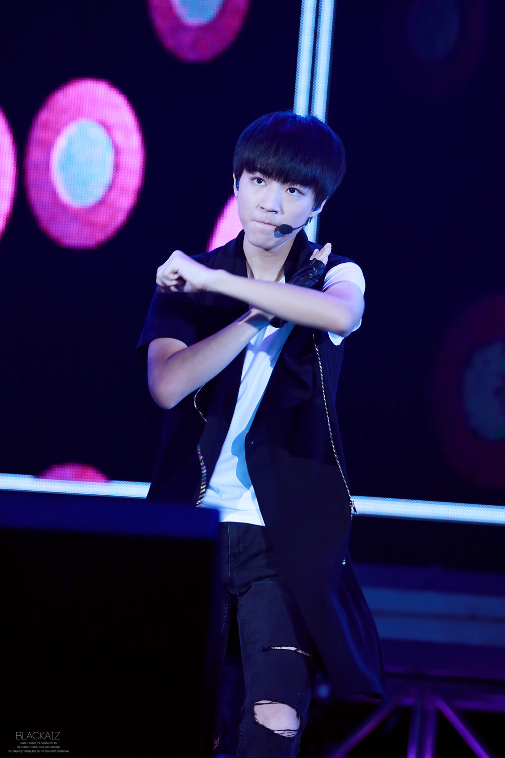 #王俊凯#+#TFBOYS王俊凯#+#TFBOYS#+cr+黑桃KAI仔