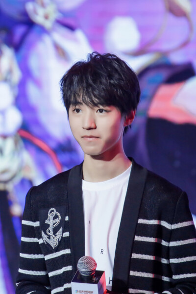 #王俊凯#+#TFBOYS王俊凯#+#TFBOYS#+cr+王俊凯后援会官博