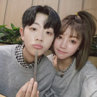 关注，收藏或点赞