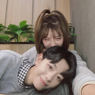 关注，收藏或点赞