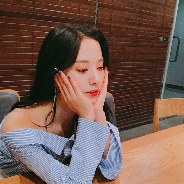 金知妍（苞娜bona）