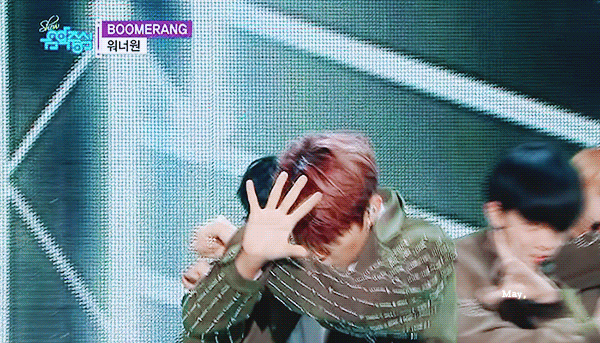 朴佑镇 wanna one 五金 雀雀 Park woojin