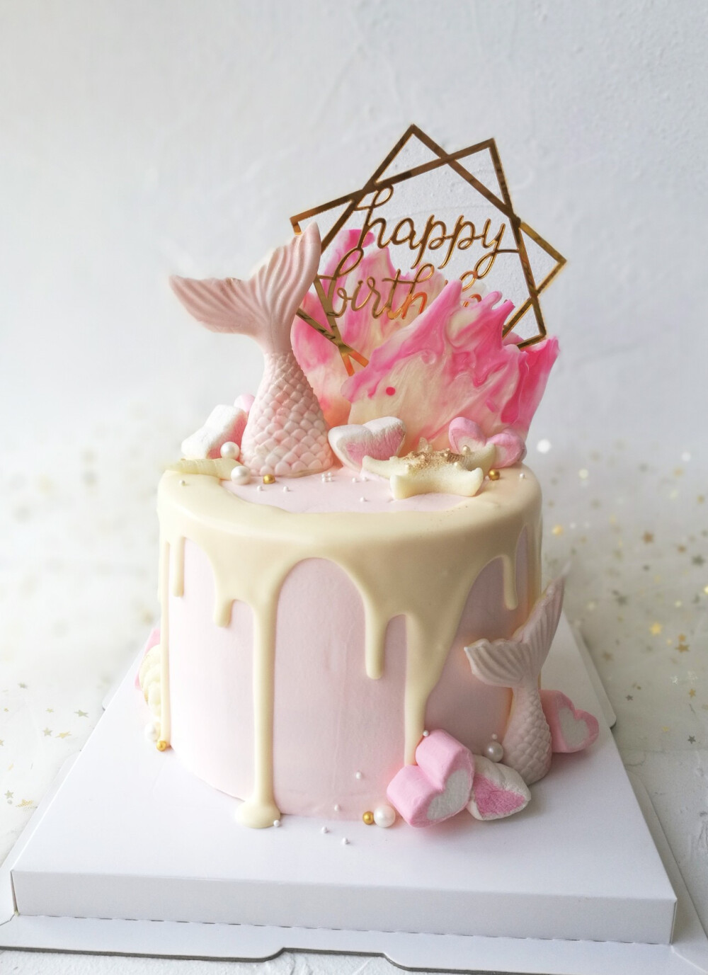 今日单，一个温柔的粉色系人鱼蛋糕～