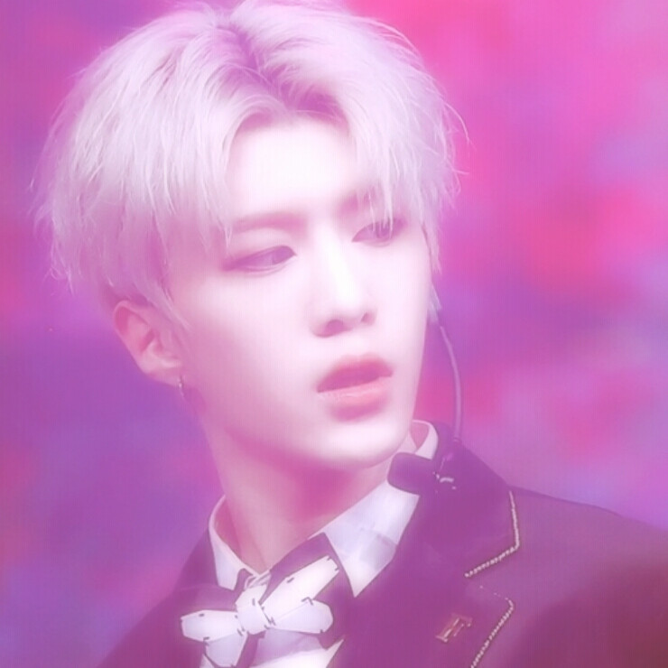 ♡ 范丞丞/爱豆 头像【奺】
原截:边哥