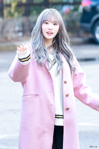 李LUDA