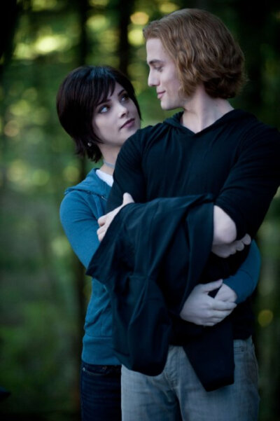 最爱Alice＆Jasper。