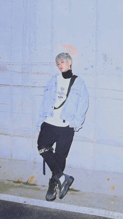 边伯贤
CBX
预告