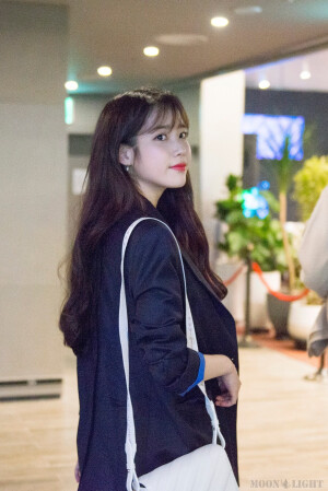 IU ❥