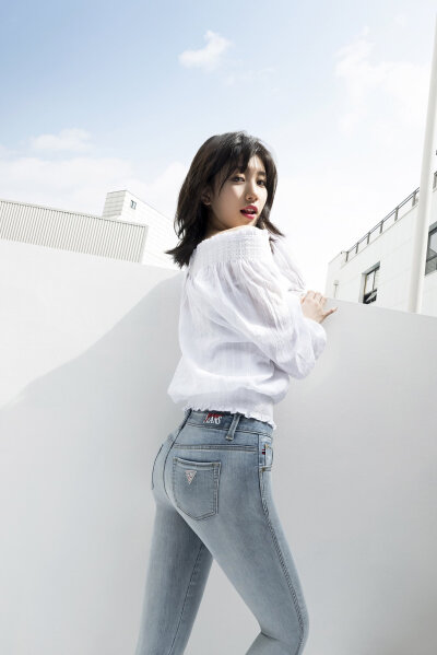 裴秀智Suzy