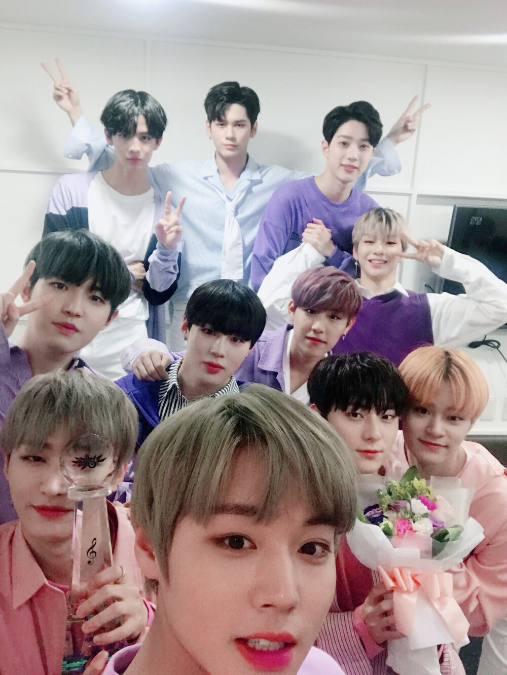 wannaone