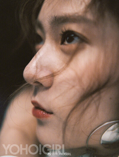 郑秀晶 Krystal cr：YOHOGIRL