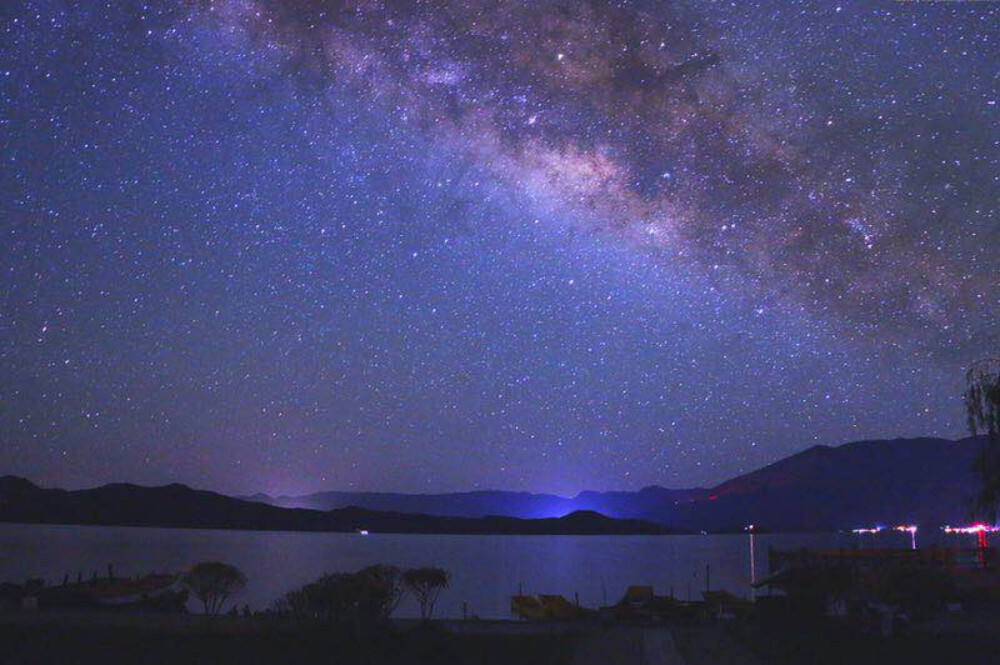 泸沽湖的夜晚