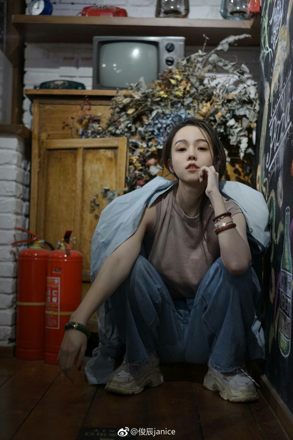 俊辰爱格模特头像