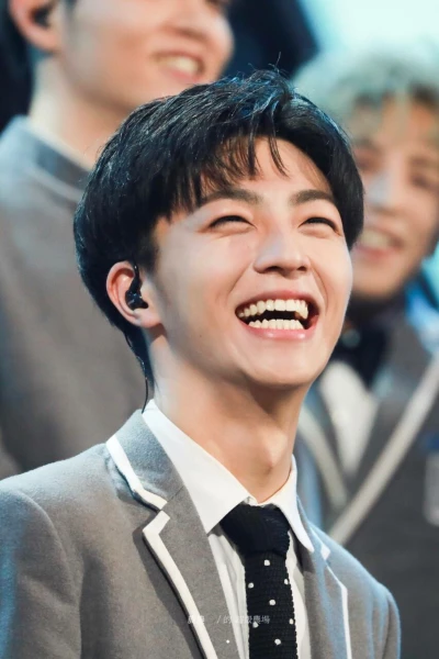 ninepercent陈立农出道