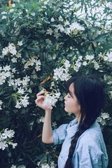 素锦.PS.封面.底图.少女.真人.汉服.古风.壁纸.素材.场景.花卉.花朵.叶子.唯美.景物.风景.校园