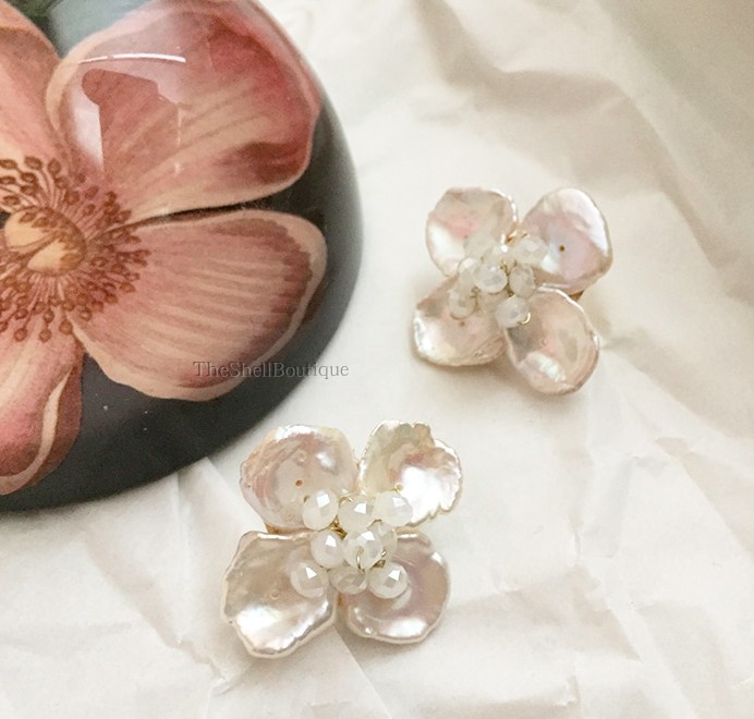 代购 TheShellBoutique2018SS pearl fleur earring手工珍珠花朵耳钉