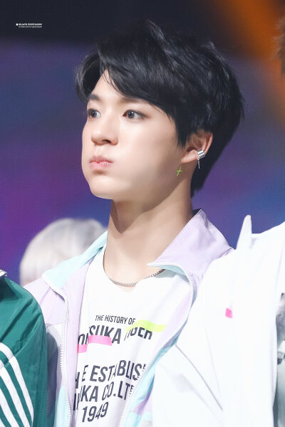 NCT DREAM 李帝努 Jeno